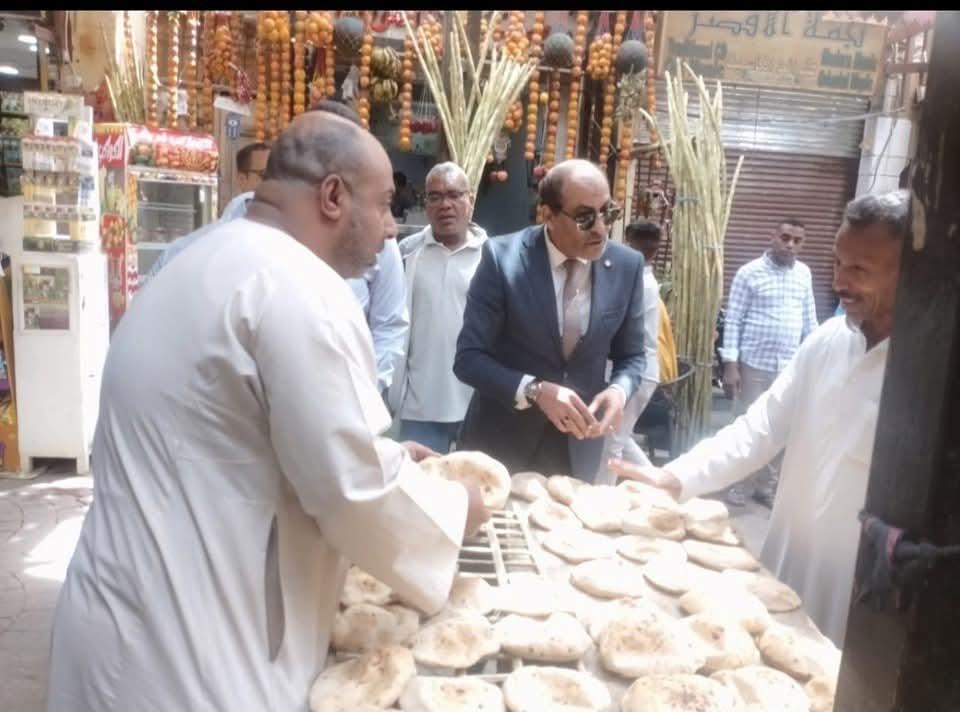 حملات تموينية مكثفة بالأقصر