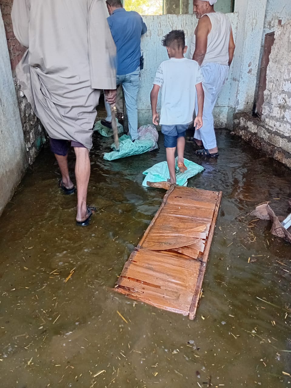 المياه تغمر المنازل