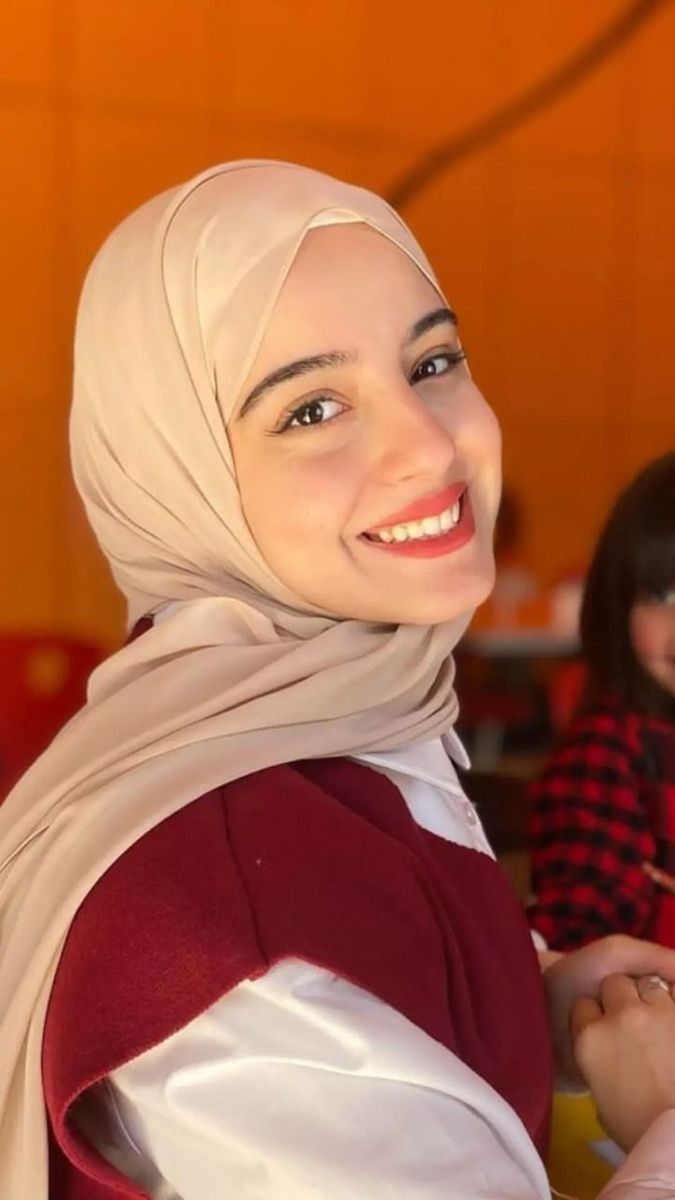 ما هي لفة الحجاب الفضفاضة؟