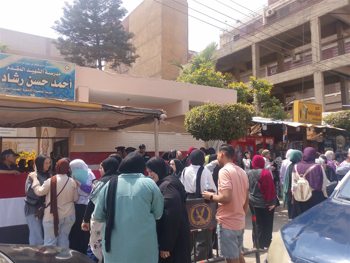 طلاب الثانوية العامة بالدقهلية