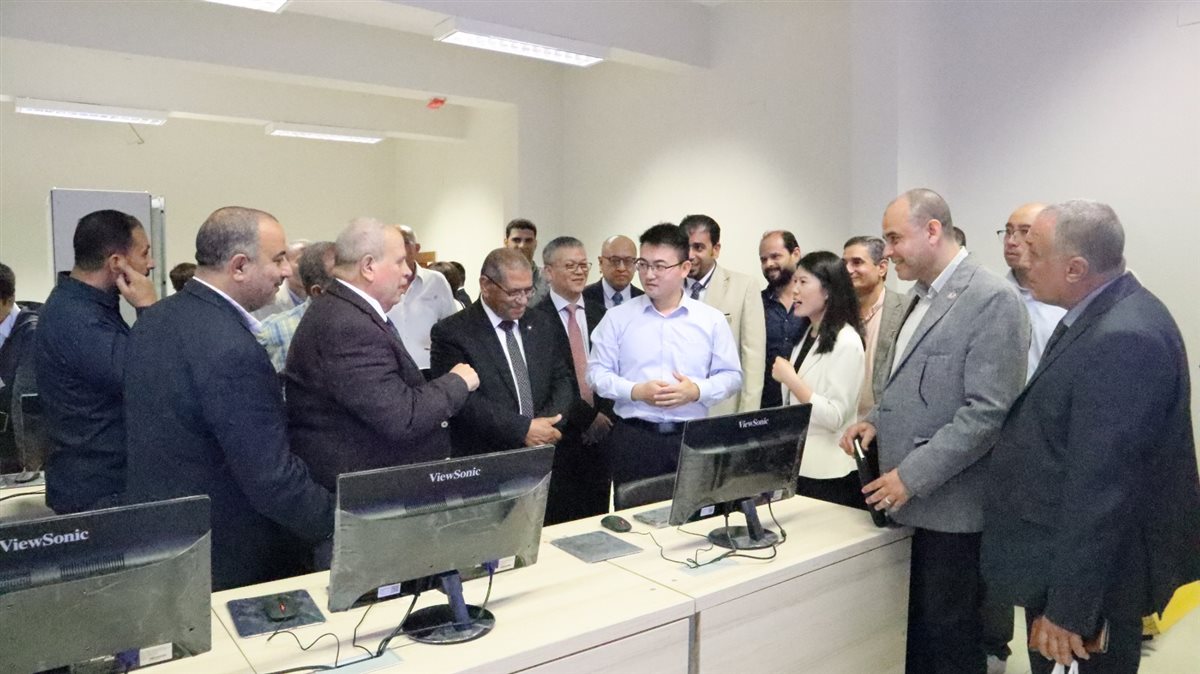 جانب من الافتتاح