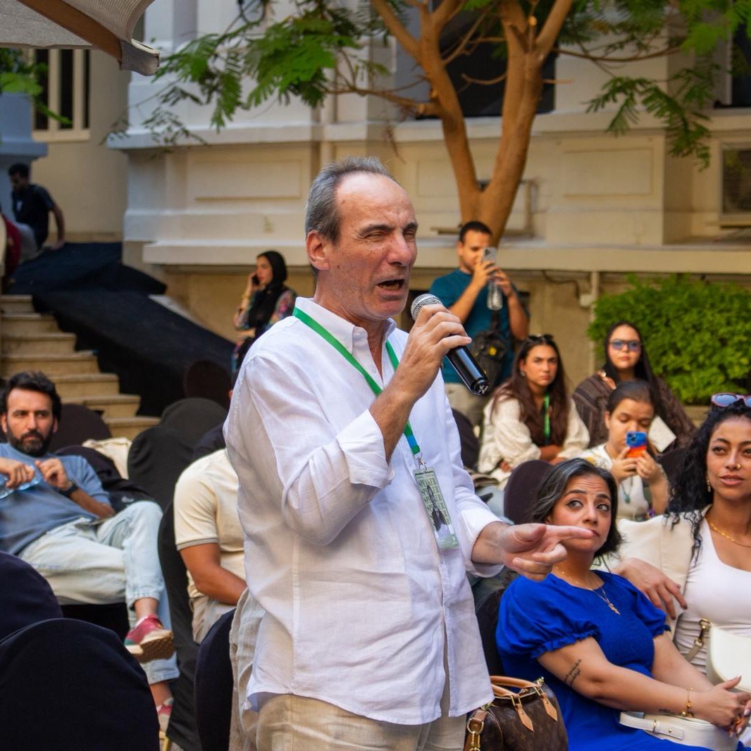 لقطات لـ عمرو سليم من فعالية القدرة على الفن لدعم مواهب وأشخاص من ذوي الإعاقة