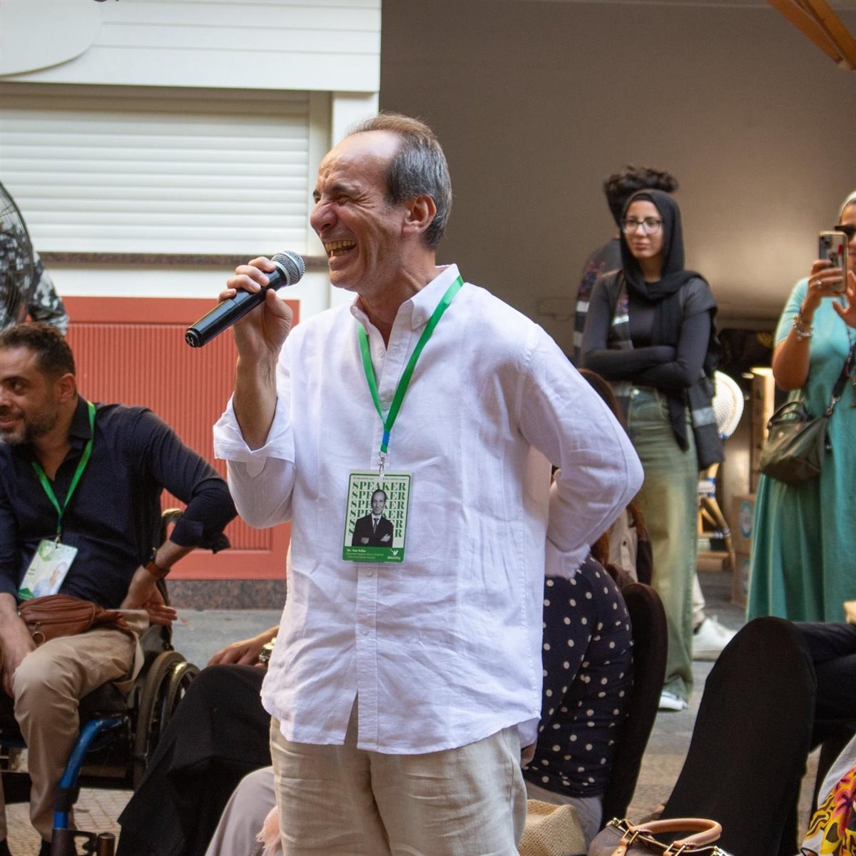 لقطات لـ عمرو سليم من فعالية القدرة على الفن لدعم مواهب وأشخاص من ذوي الإعاقة