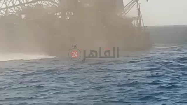 انهيار حفار بترول برأس غارب 