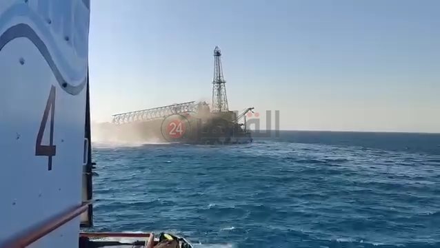 انهيار حفار بترول برأس غارب 