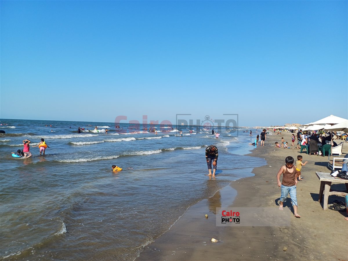 مساحة كبيرة بلا منقذين على شاطئ بورسعيد 