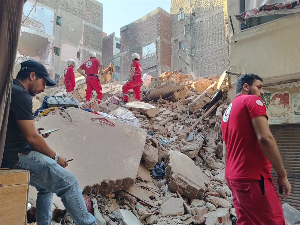 الهلال الأحمر 