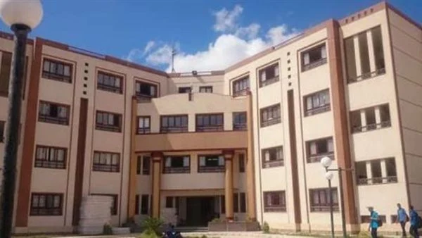 أقسام مدرسة البترول ما بعد الإعدادية