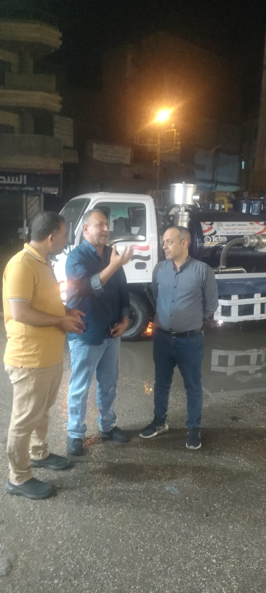 رئيس مياه الغربية يتابع جهود إصلاح كسر 600 بالمحلة