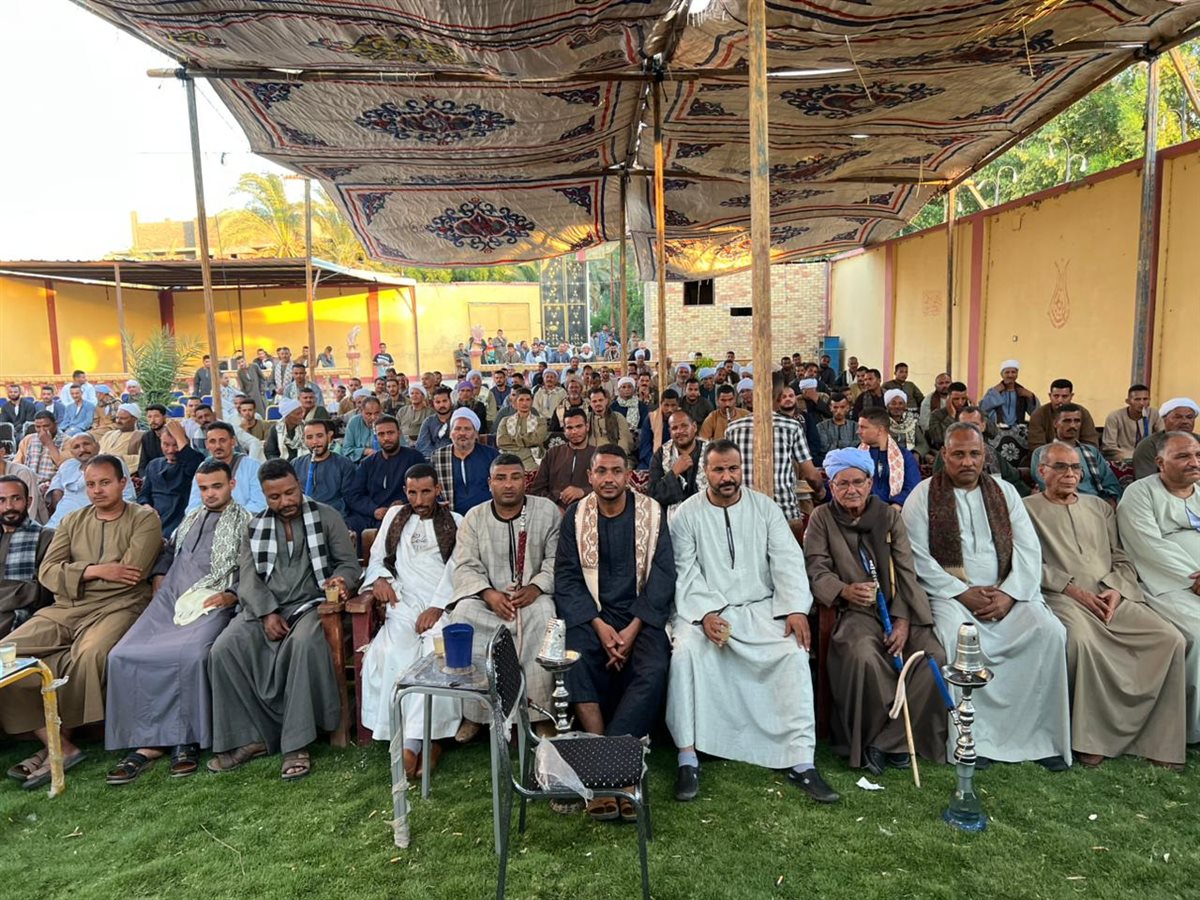 الصلح بين عائلتين بقنا