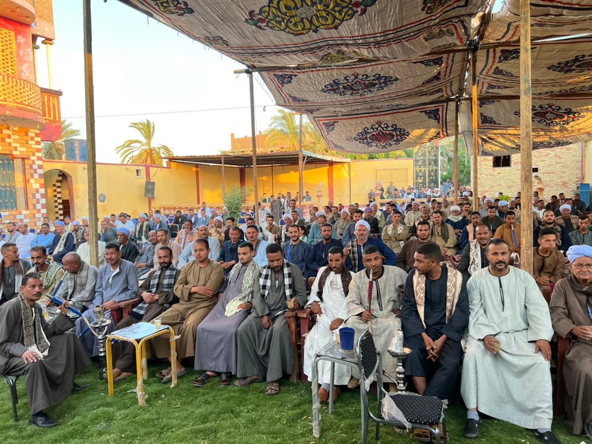 الصلح بين عائلتين بقنا