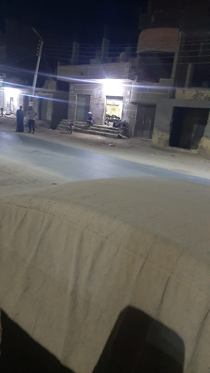 حملات مكثفة لمتابعة غلق المحلات وترشيد استهلاك الكهرباء في مدينة طامية بالفيوم