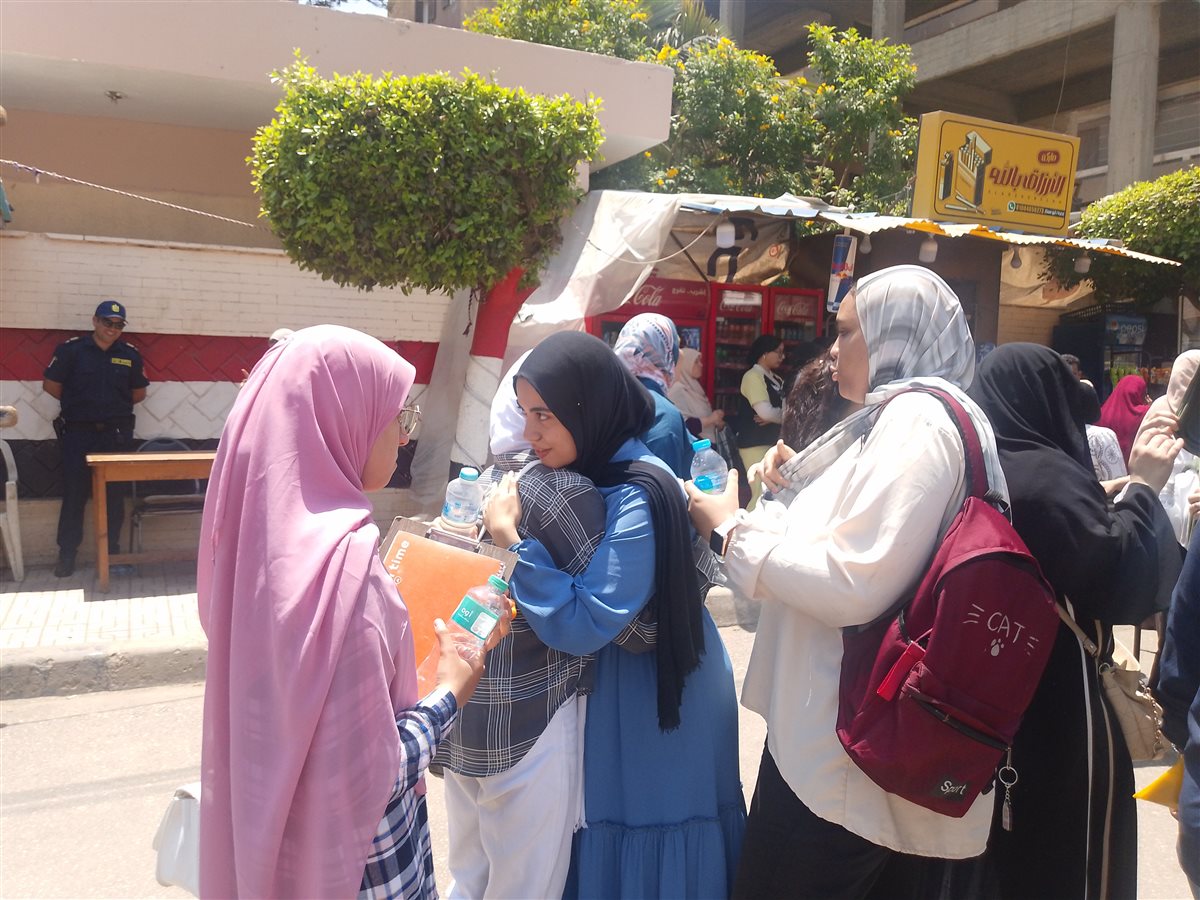 طلاب الثانوية العامة