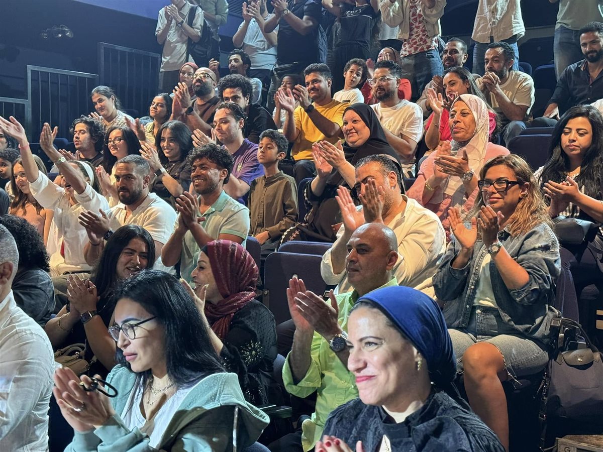 لقطات من افتتاح مسرحية حواديت لـ خالد جلال بحضور مجموعة من الفنانين