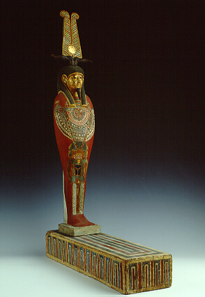 تمثال خشبي مذهّب للإله المعبود بتاح سوكر