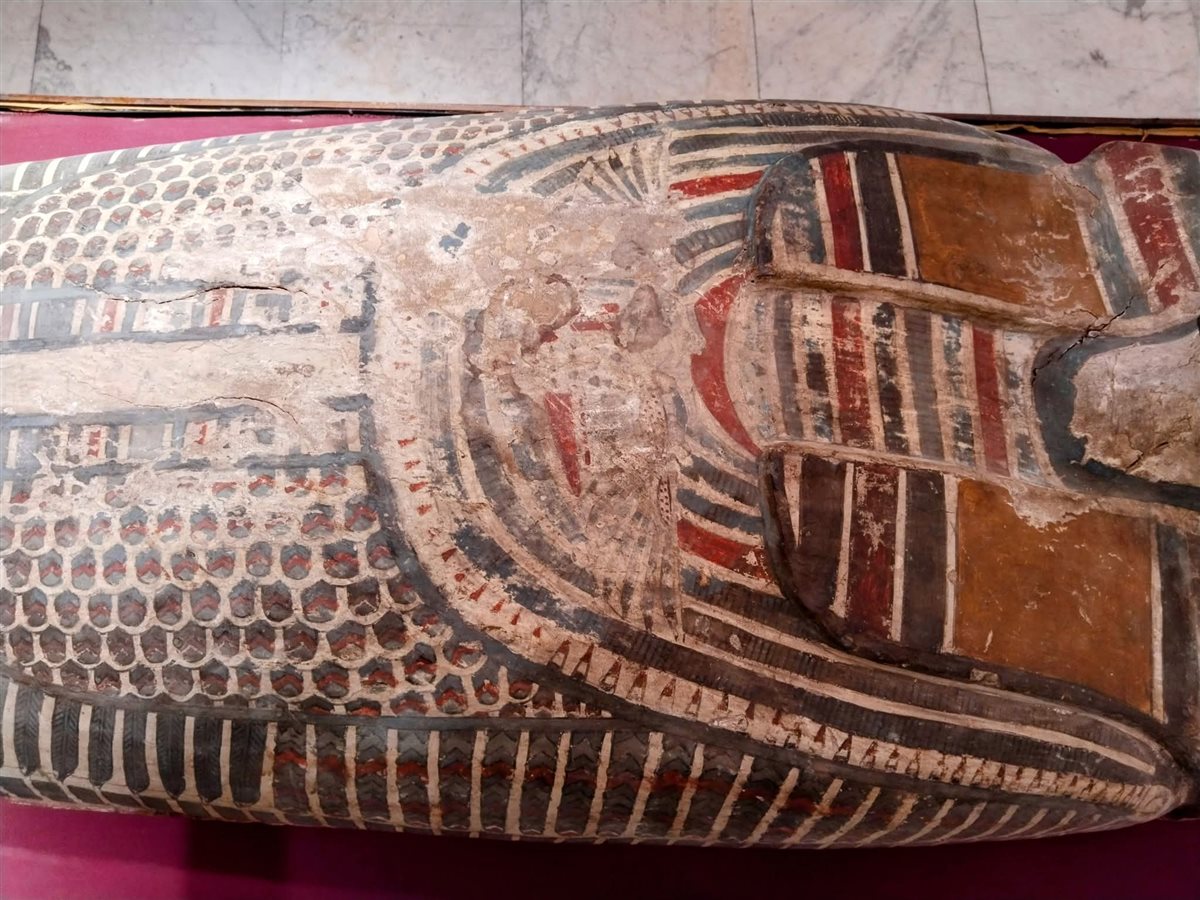 تابوت الملك كامس 