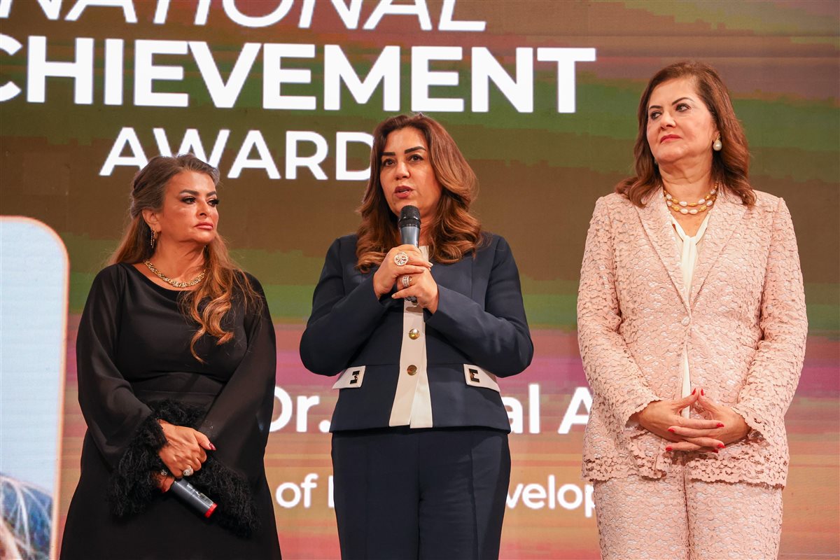 جانب من التكريم