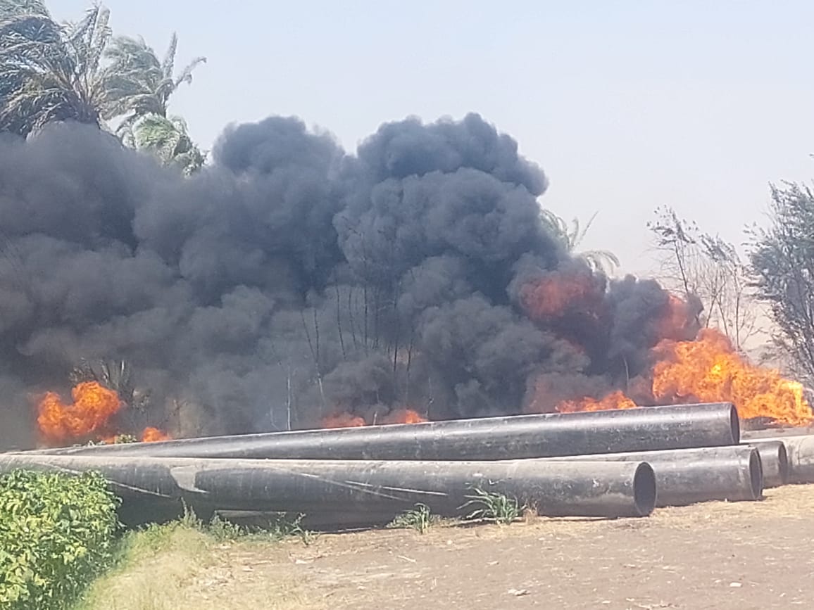  حريق في مخزن مواسير بلاستيكية بسوهاج