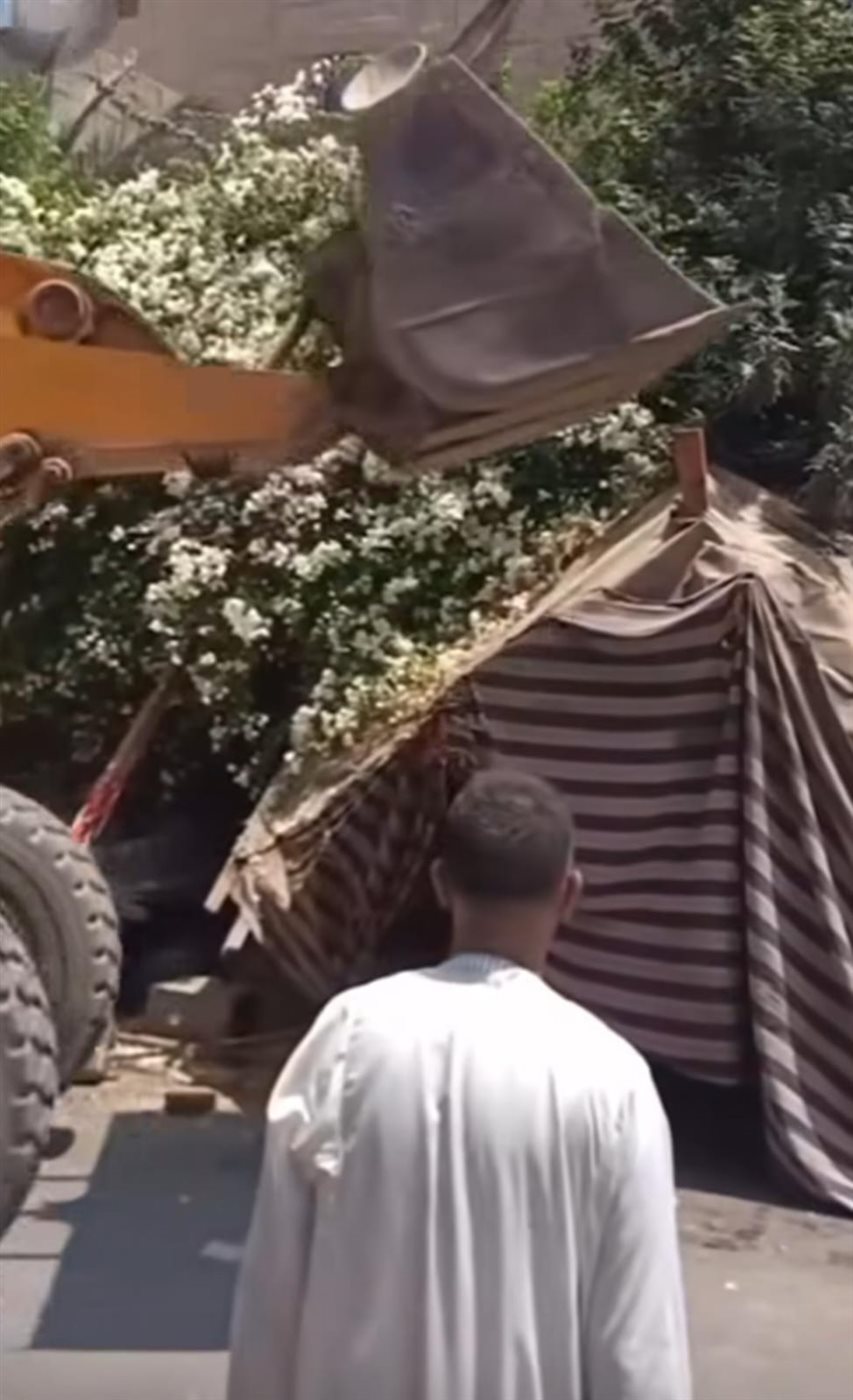 إزالة سوق الجراج بحدائق القبة