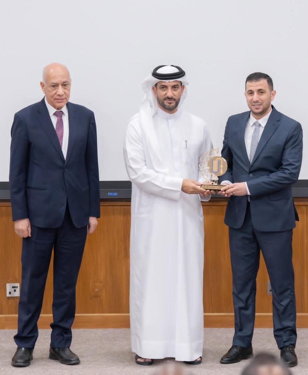 جانب من التكريم