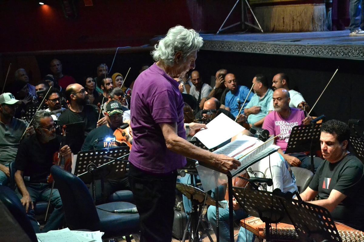 لقطات من استعدادات حفل لؤي ومصطفى شوقي بقيادة المايسترو سليم سحاب بمسرح البالون