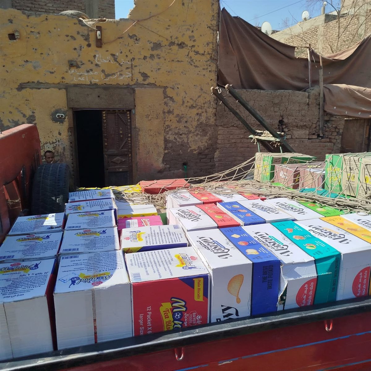 حملات تموينية مكثفة بالأقصر