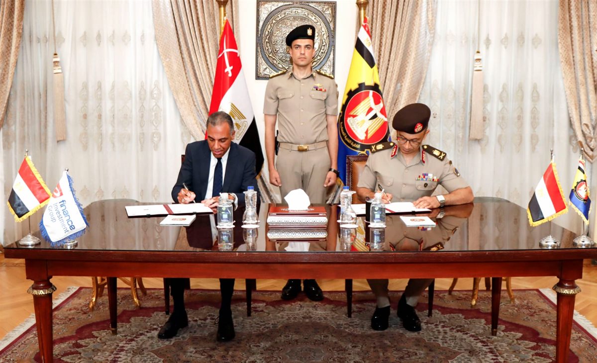 الكلية الفنية العسكرية توقع عقدى إتفاق مع شركة الشرق الأوسط لخدمات تكنولوجيا المعلومات وتكنولوجيا تشغيل المنشآت المالية