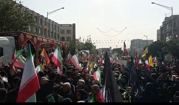 بينهم كبار القادة العسكريين والعلماء النوويين.. إيران تشييع ضحايا الحرب مع إسرائيل