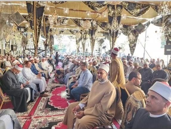 بتوجيهات الإمام الأكبر.. وفد أزهري يعزي أهالي فتيات كفر السنابسة في المنوفية