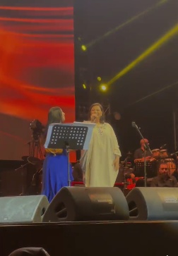 شيرين عبد الوهاب تلبي مطالب جمهورها في مهرجان موازين