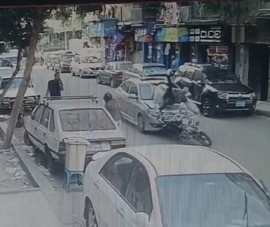 <strong>شاب يدهس أب وابنته عمدًا بساحل شبرا</strong>