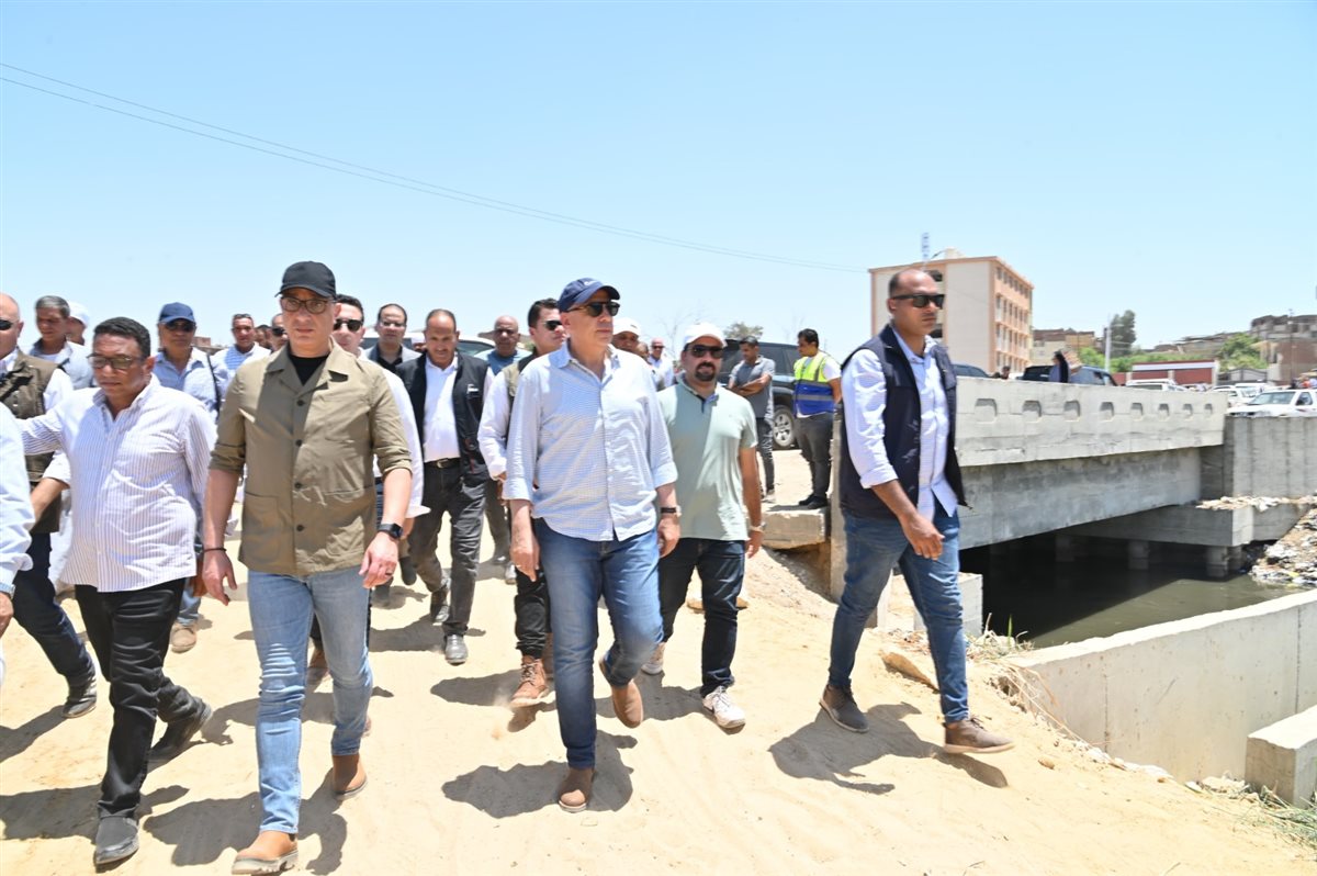 محافظ الفيوم وزير الري 