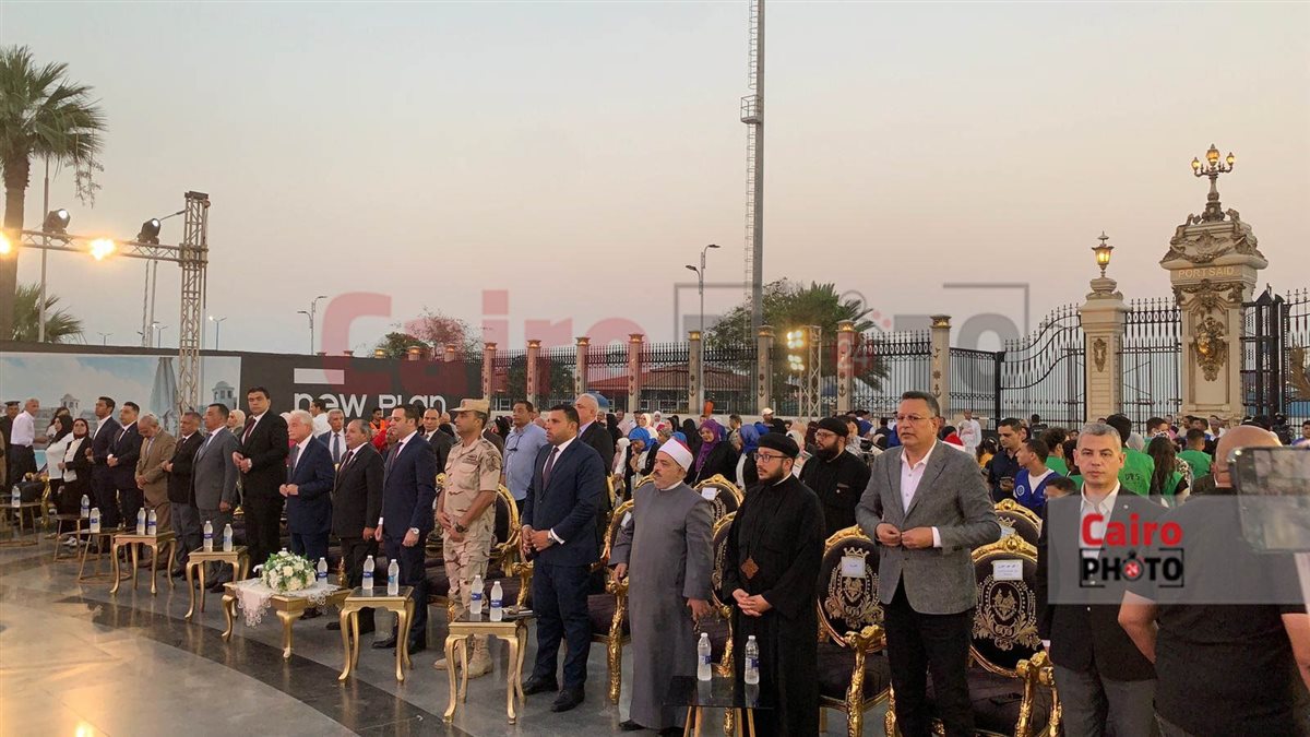 دقيقة حداد في أثناء بدء حفل&nbsp;بورسعيد بذكرى 30 يونيو