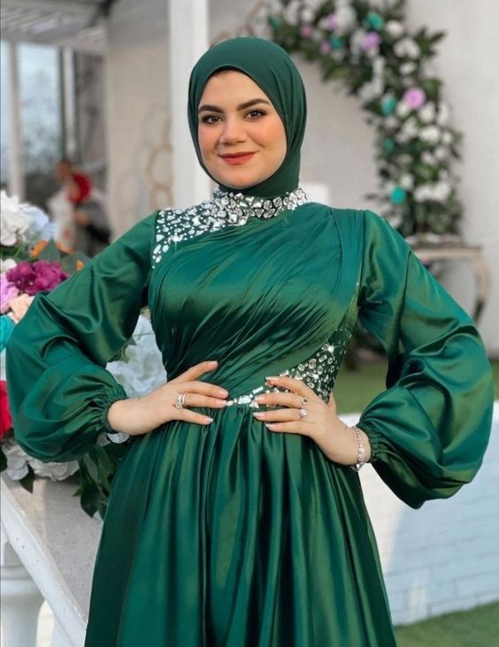 أجمل فساتين السهرة للمحجبات 2025