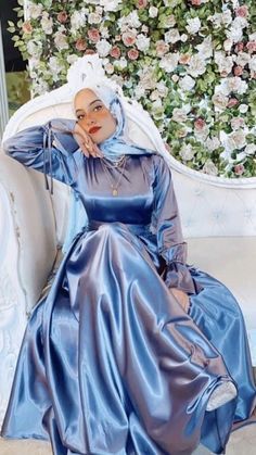 موضة فساتين السهرة للمحجبات 2025