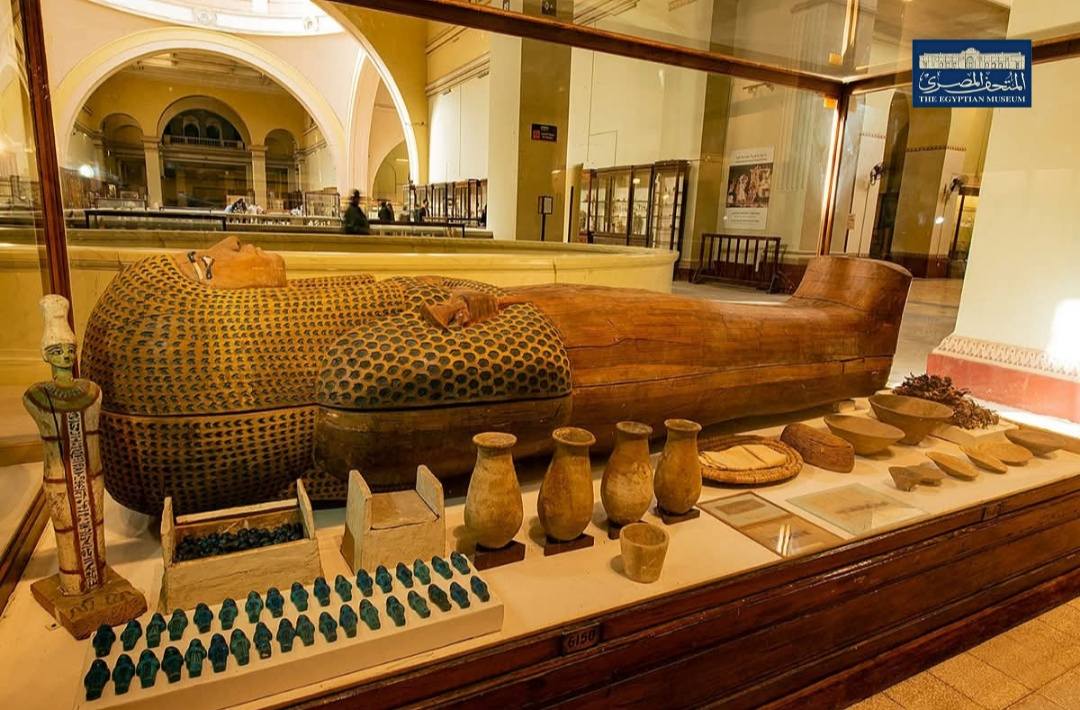 تابوت الملكة أحمس ميريت آمون