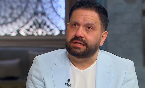 <strong>إدوارد ونجله في ضيافة صاحبة السعادة</strong>