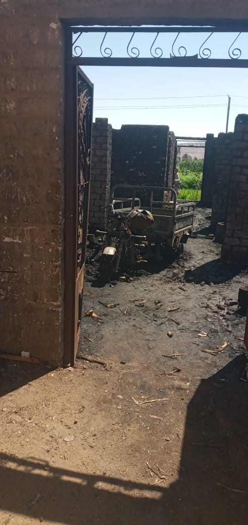 حريق يلتهم 4 أحواش في سوهاج