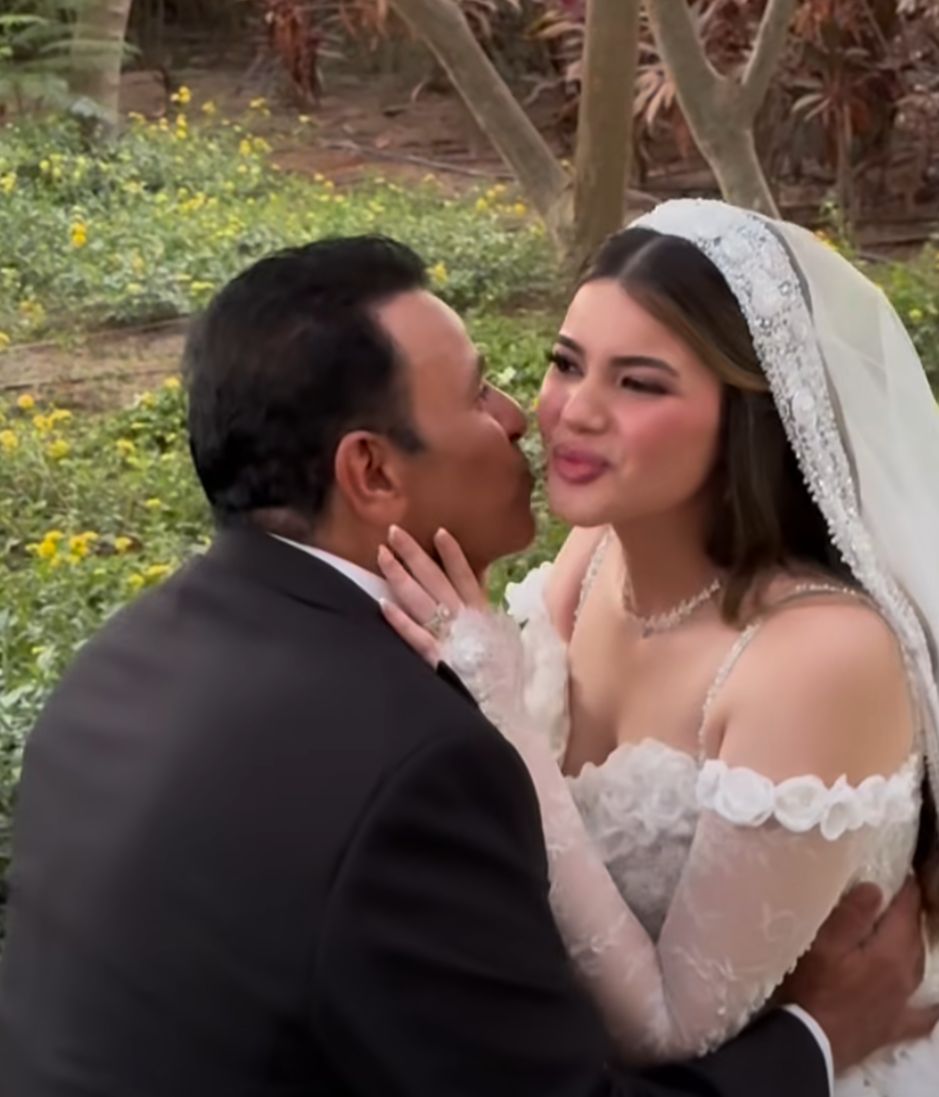 صور من حفل زفاف ابنة الفنان محمد فؤاد في أحد فنادق القاهرة 