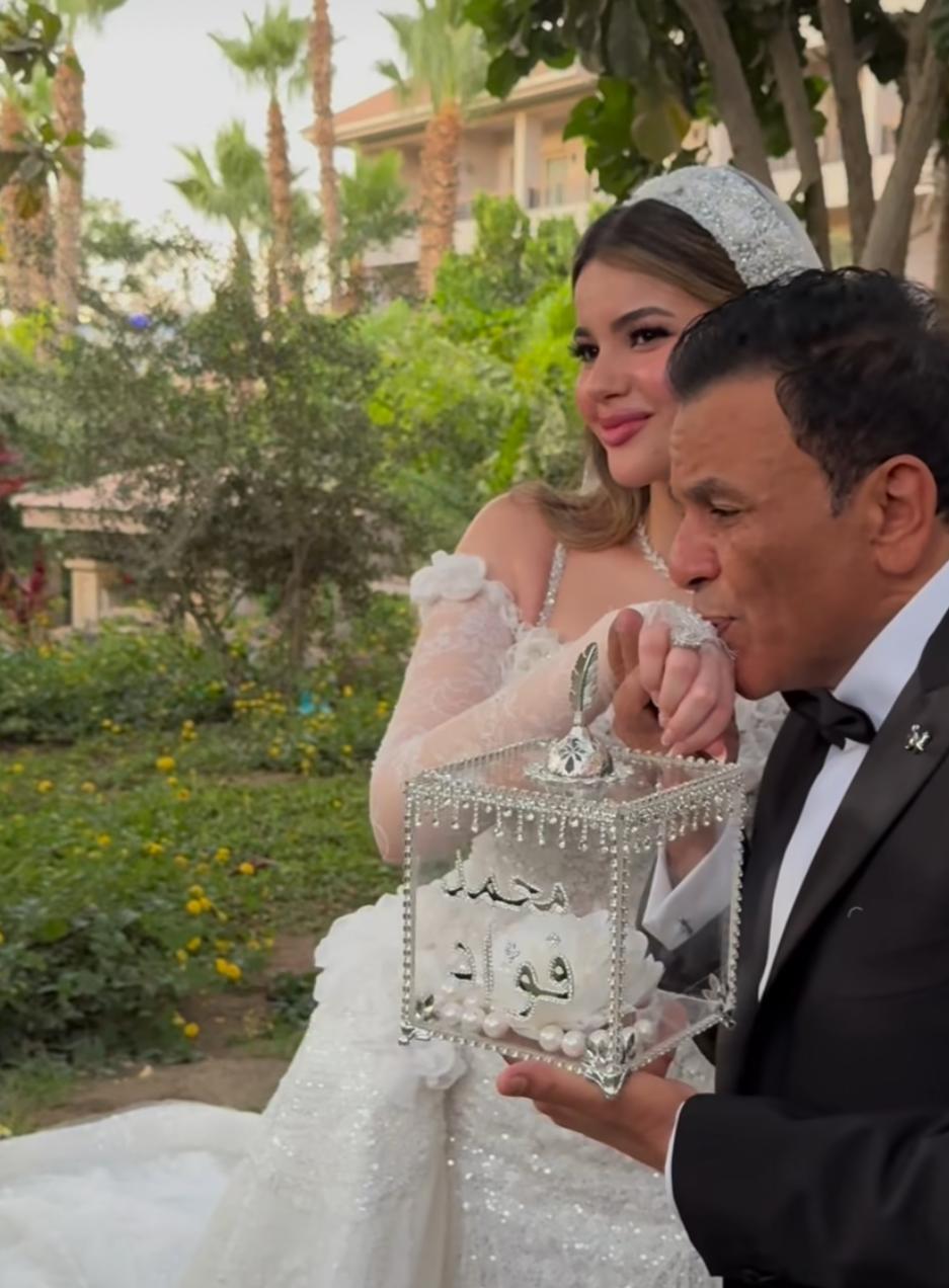 لقطات مؤثرة من حفل زفاف بسمة محمد فؤاد
