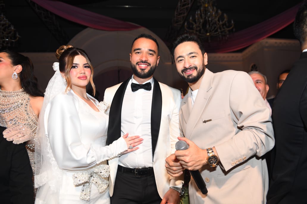 نجوم الغناء يحيون حفل زفاف بسملة ابنة محمد فؤاد