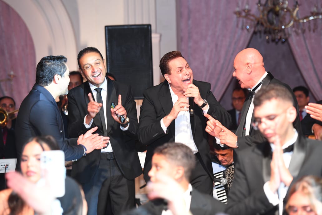 نجوم الغناء يحيون حفل زفاف بسملة ابنة محمد فؤاد