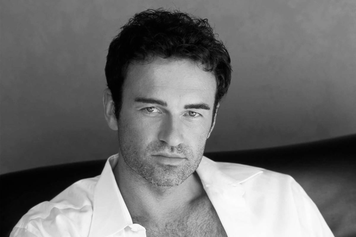 <strong> من هو الممثل الأسترالي جوليان مكماهون</strong>