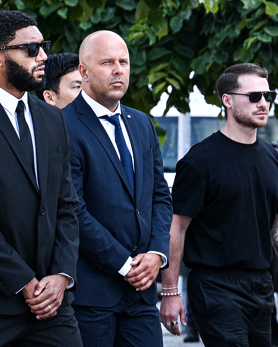 لقطات من جنازة دييجو جوتا وشقيقه