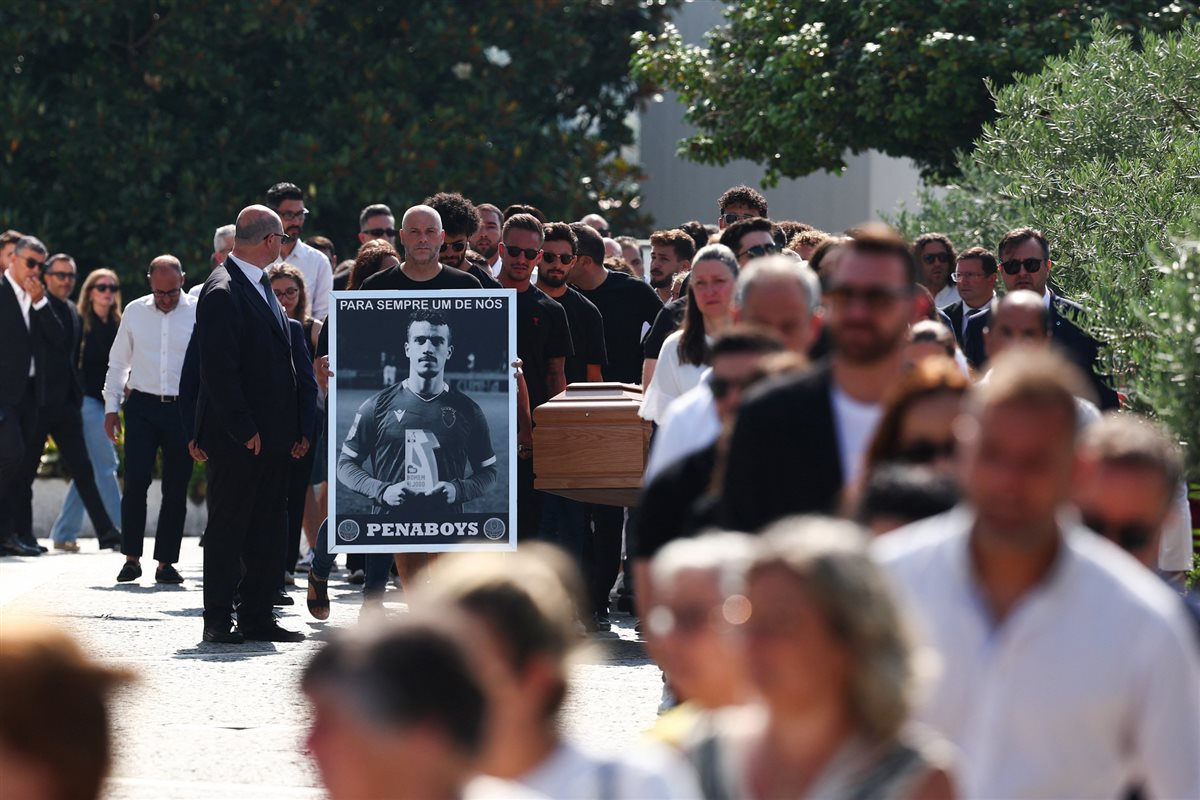 جنازة دييجو جوتا