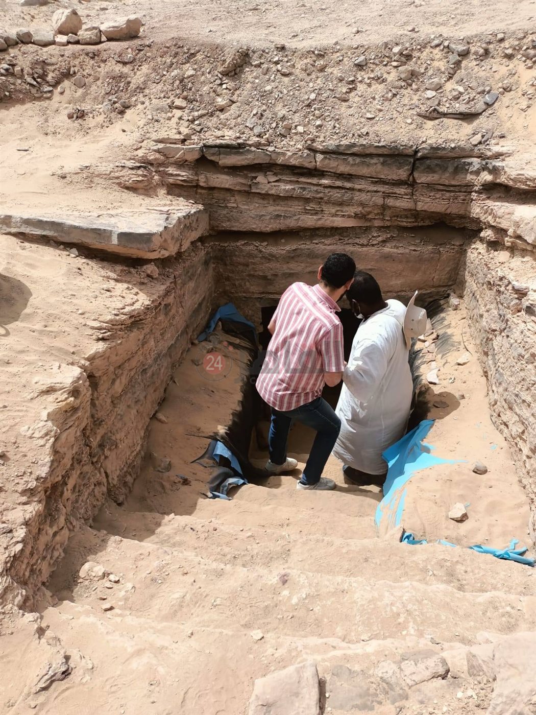 صور جديدة لـ الكشف الأثري بـ ضريح الآغاخان بأسوان