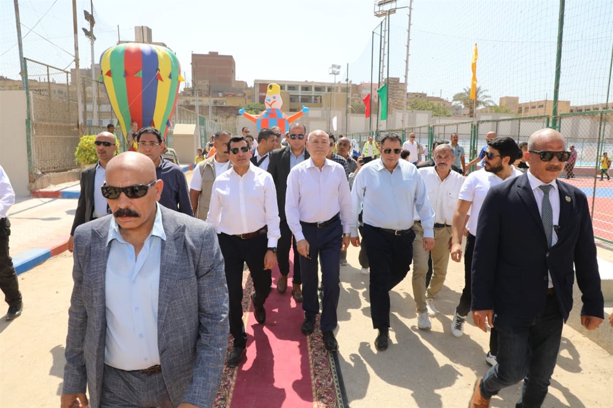 <strong>افتتاح منشآت رياضية</strong>