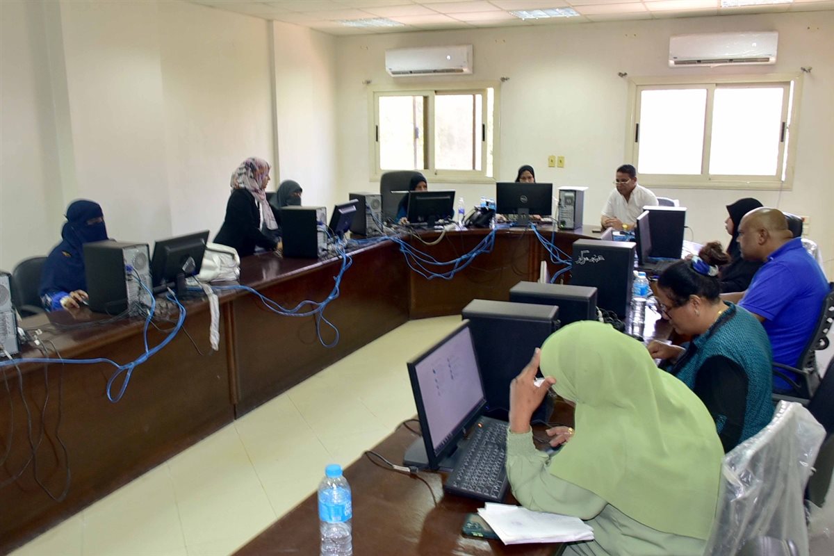 جولة نائب محافظ الأقصر