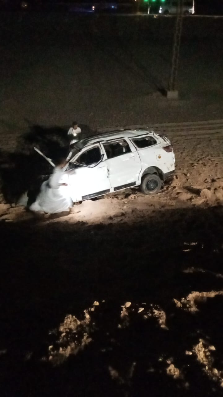 مصرع شخص وإصابة 8 آخرين في حادث تصادم بطريق القوصية الصحراوي بأسيوط