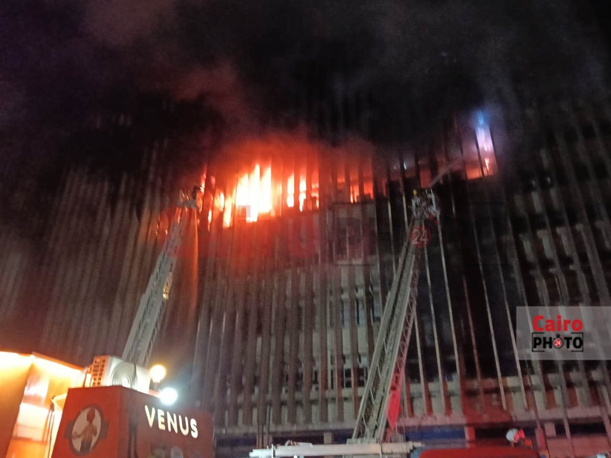  تجديد النيران في حريق سنترال رمسيس